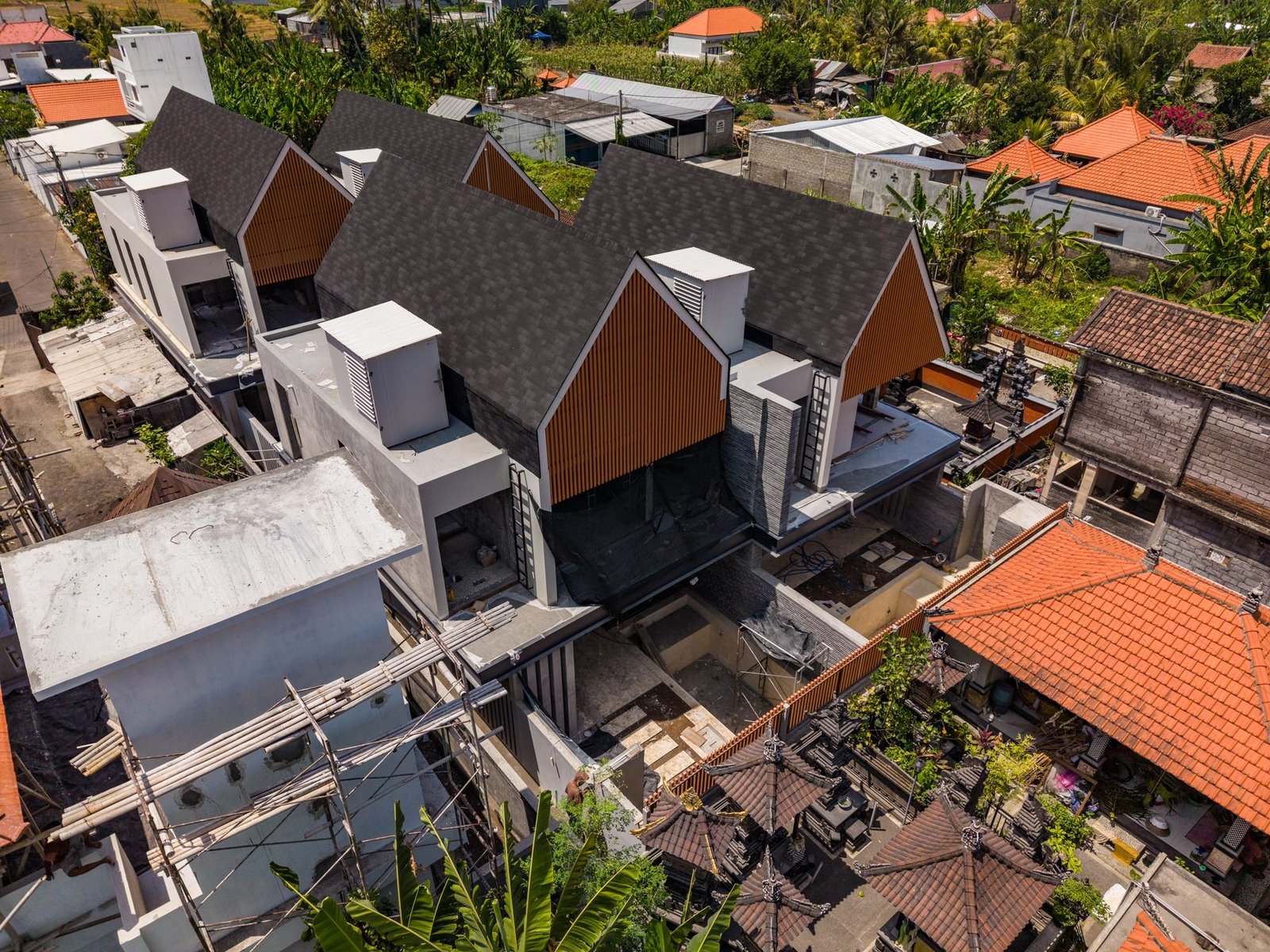 Aerial photograph of the four Four Palms villas under construction in Kedungu